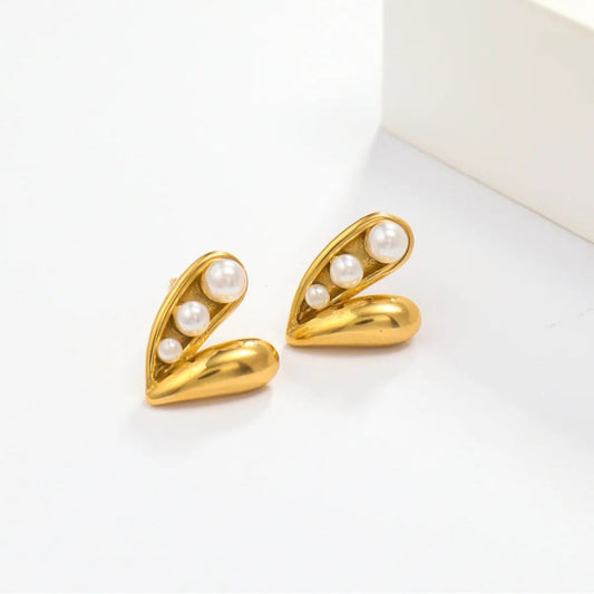 Shizni Pearl & Gold Stud Earrings