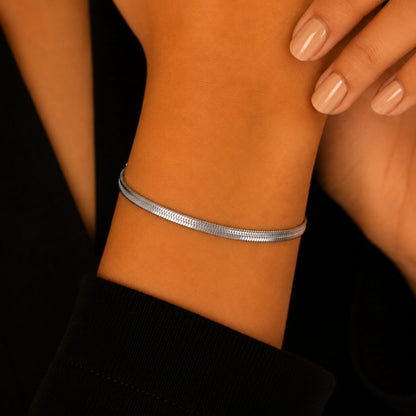Rhea Snake Chain Bracelet