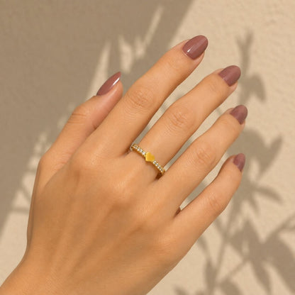 Mira Heart Band Ring