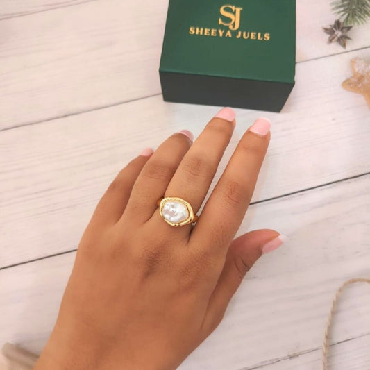 Pearltop Ring