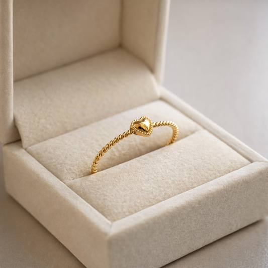 Mini heart Ring