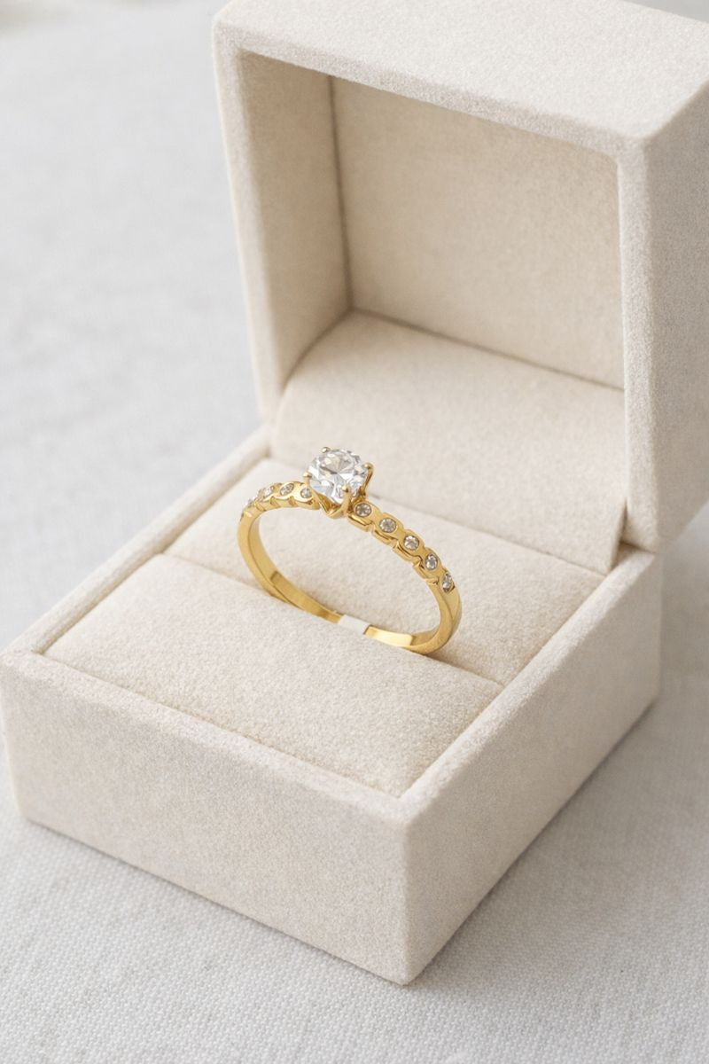 Elara Solitaire Ring