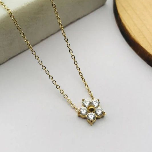 Dazzling Daisy Necklace