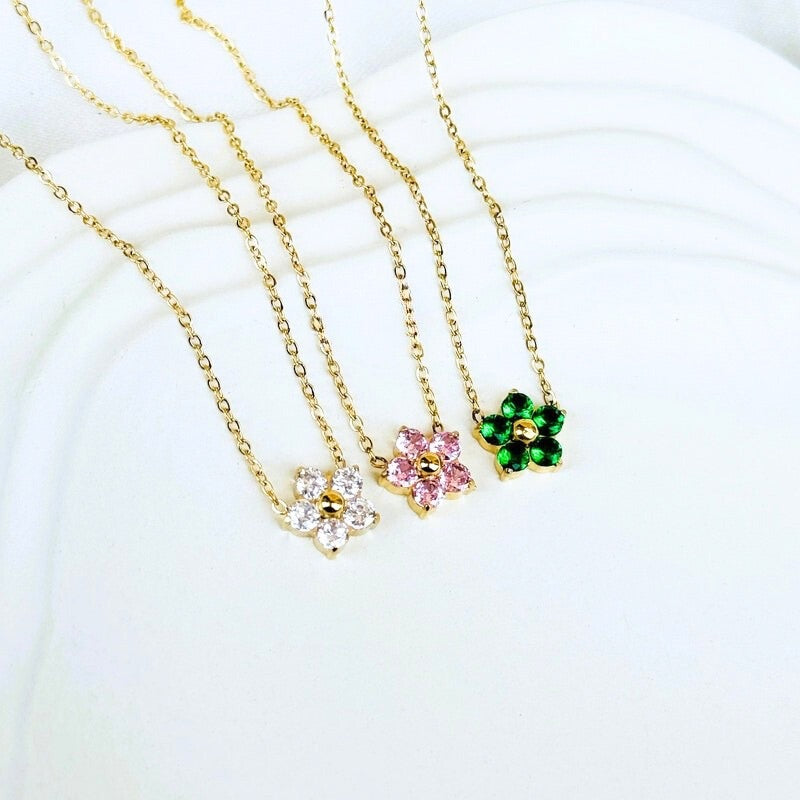 Dazzling Daisy Necklace