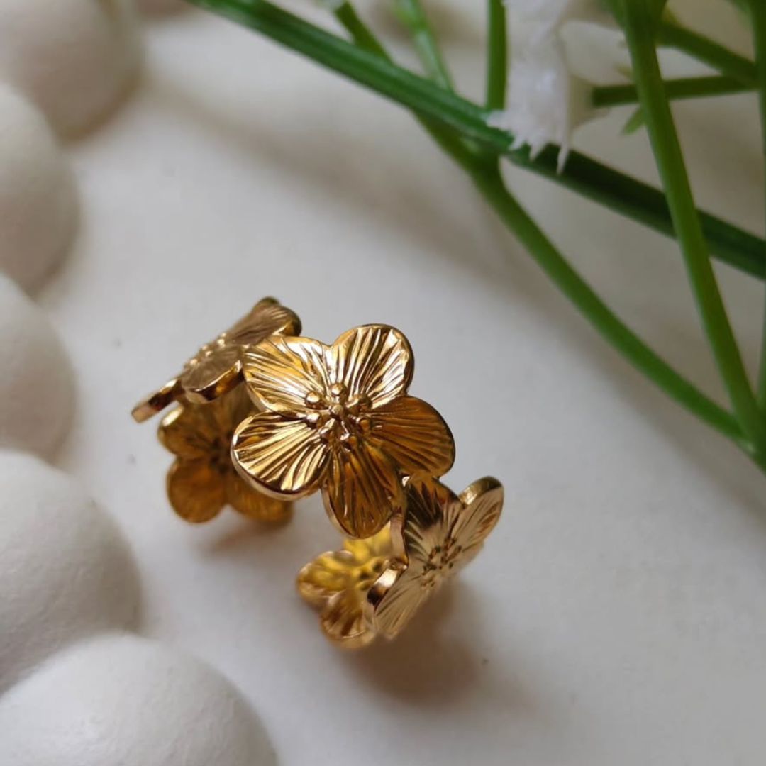 Flora Halo Ring