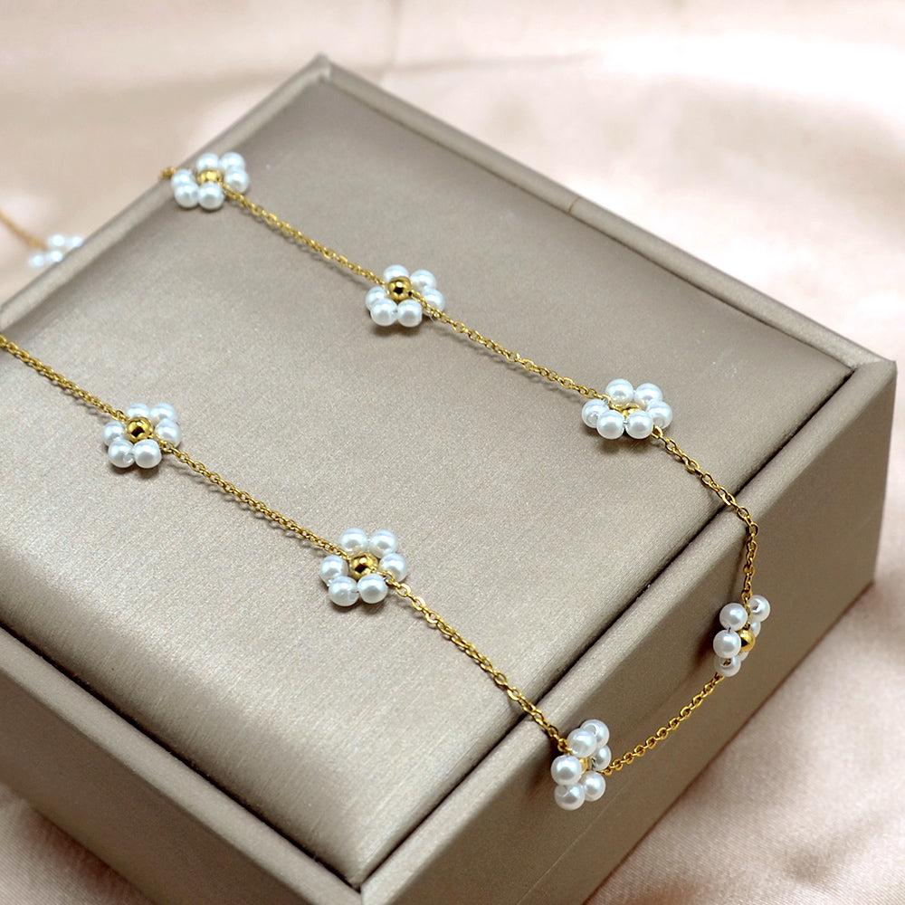 Dainty Floral Pearl Necklace