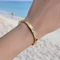 Eternal Heartline Bracelet